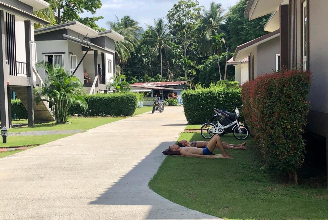 Wanpratheep Village Kohphangan Ban Madua Wan Exteriör bild