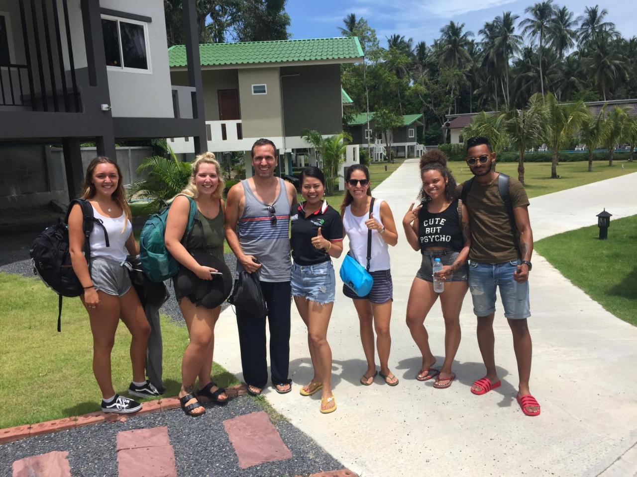 Wanpratheep Village Kohphangan Ban Madua Wan Exteriör bild